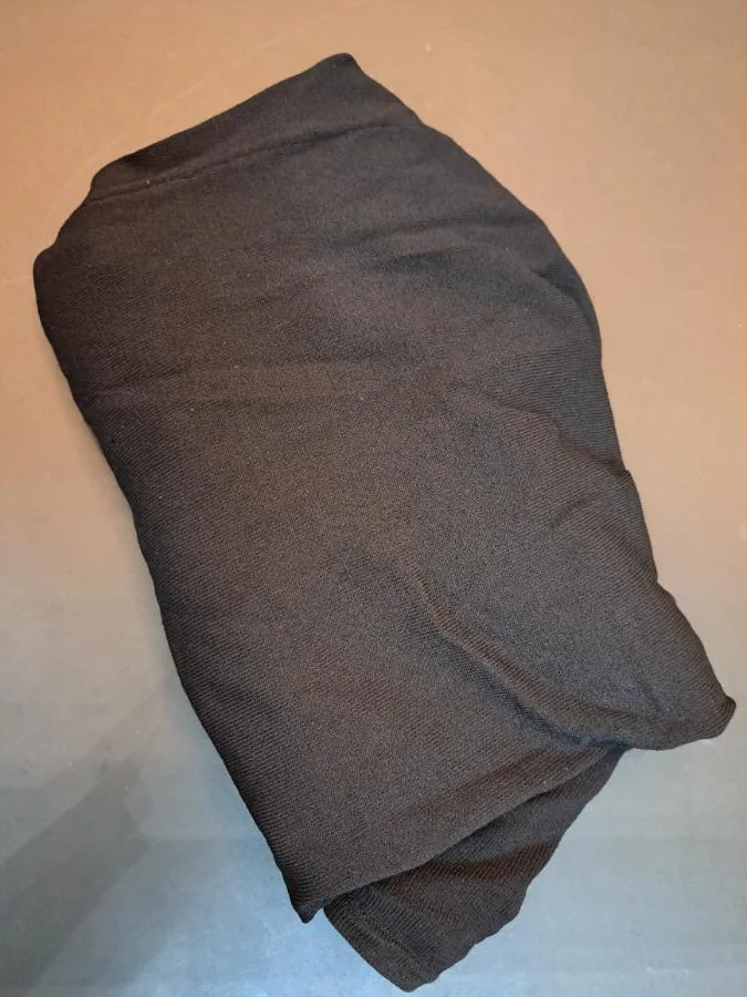 Dunkelblaue Strickjacke