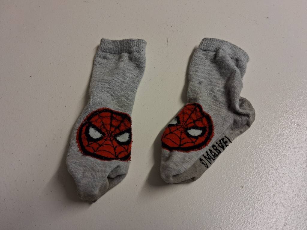 Lasten sukat (Spiderman-kuvio)